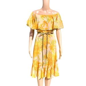 RED VALENTINO yellow floral dress with ruffles Wear on or off shoulders